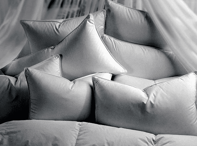 Чистка подушек в Алматы